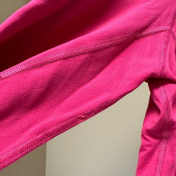 Lululemon lightweight jacket size 4 in red. - Picture 3 of 4